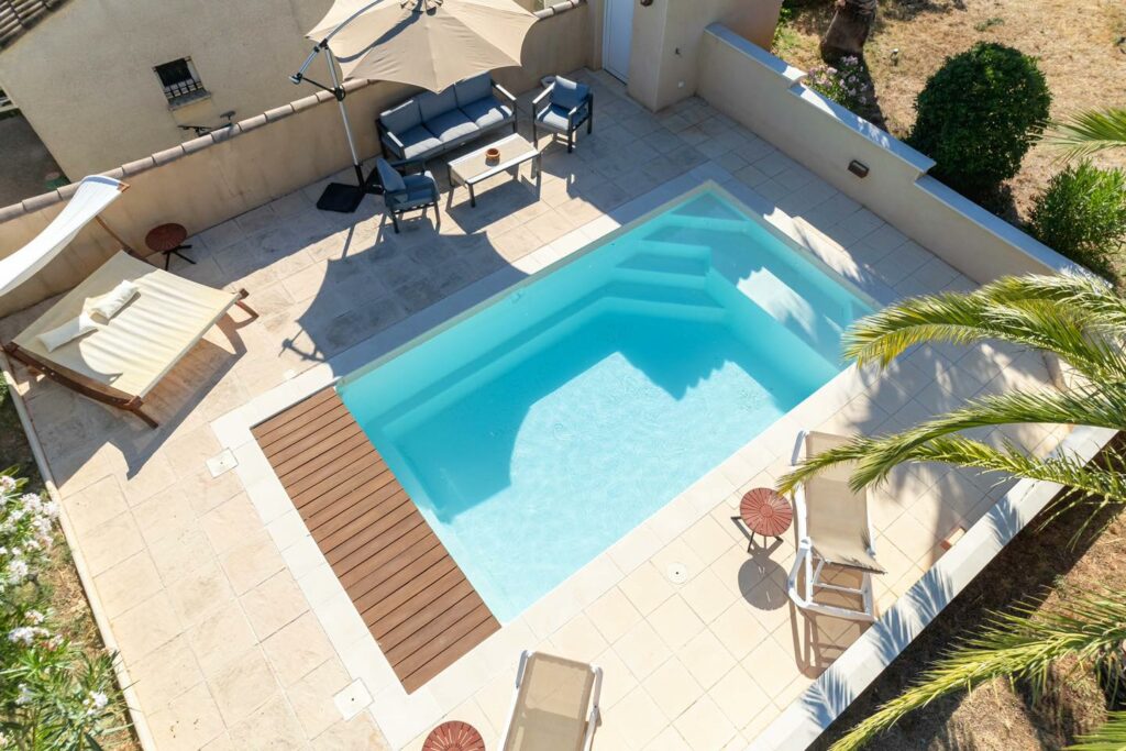 Réalisation 4 de Magasin MCR Piscines et spa Caissargues