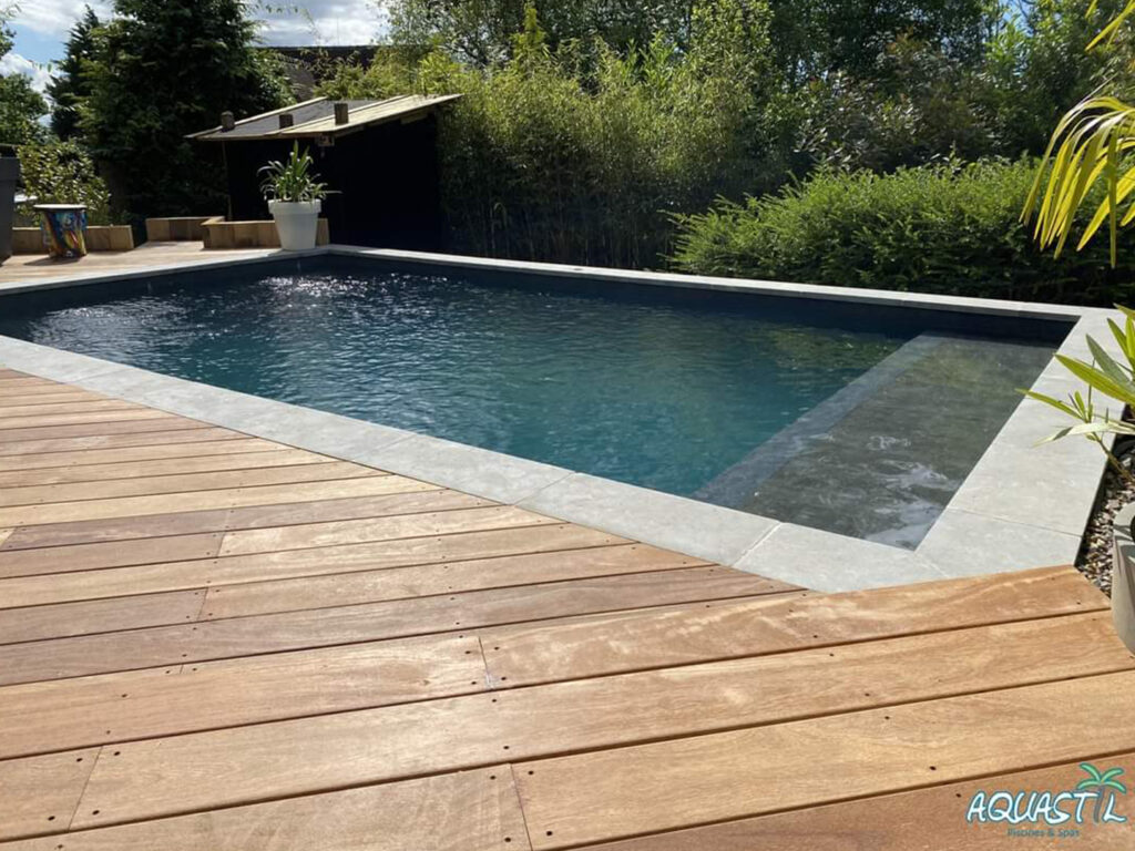 Réalisation 1 de Magasin Aquastil Piscines Aqua2S Bayeux