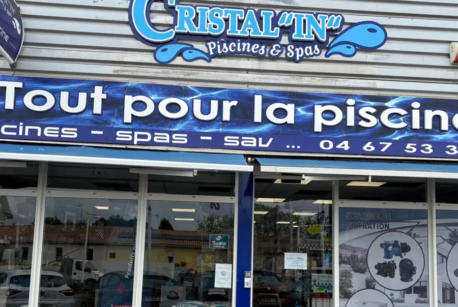 Magasin Cristal in Piscines et spa Balaruc-Les-Bains