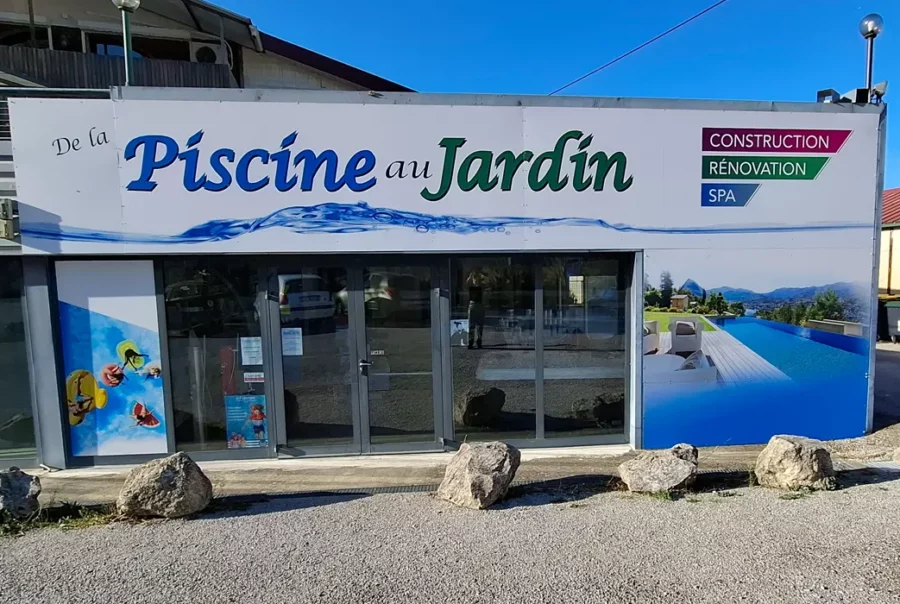 Magasin De la piscine au Jardin Revel