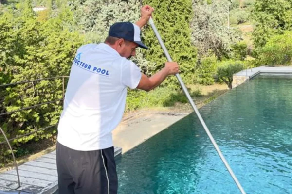 Contrat entretien piscine Docteur Pool Tourrettes