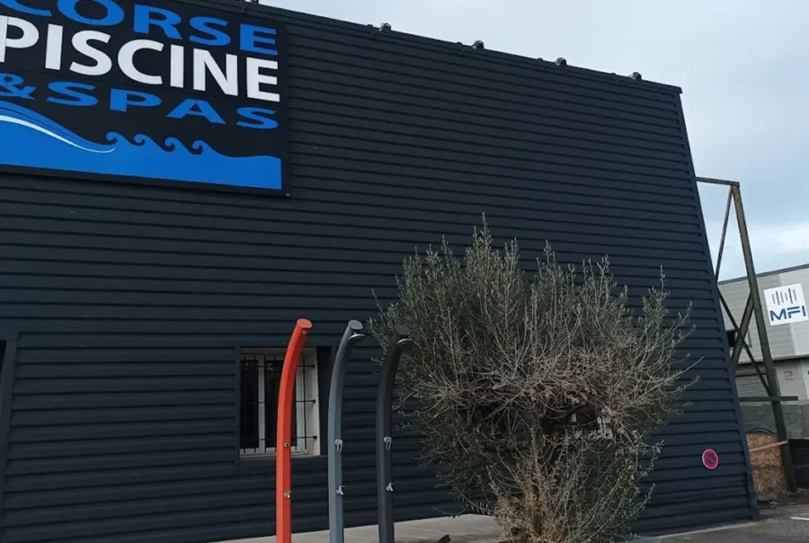 Magasin Corse piscine et spa Borgo