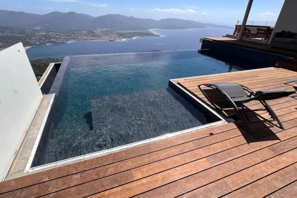 Magasin produits et équipement piscine Corse Acqua Elec Lucciana
