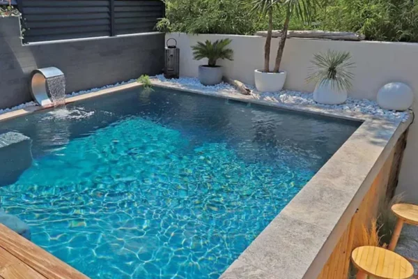 Vente piscine coque Swim Arles