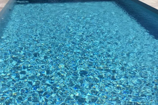 Vente piscine coque Swim Caveirac
