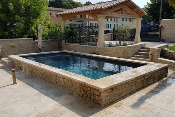 Fabricant piscine béton MGV Piscine béton Malaucène