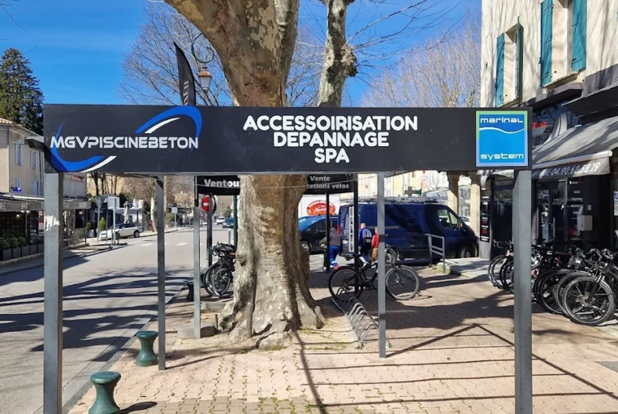 Magasin MGV Piscine béton Malaucène