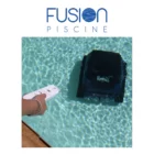 Photo Robot Piscine Zodiac Freerider RF 5600 iQ pilotage par télécommande fournie