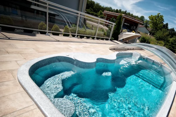 Vente piscine coque Atout Piscines Pont-Salomon Vente piscine coque Atout Piscines Pont-Salomon
