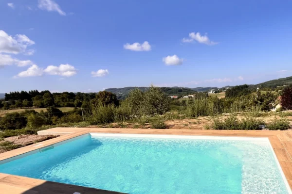 Bloc à bancher piscine sur mesure piscine en béton armé Auvergne