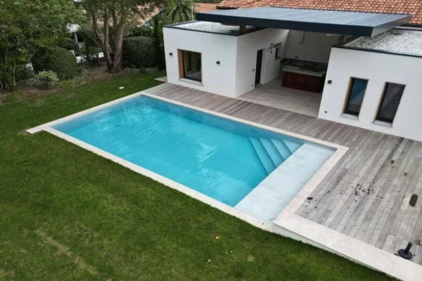 Construction piscine Piscines Courrej Mont-de-Marsan