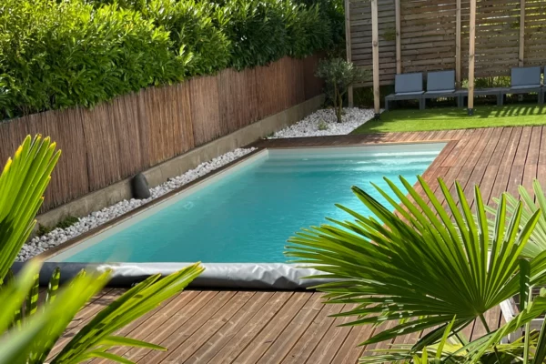 Constructeur piscine Essentiel Piscine et Spa Charmeil