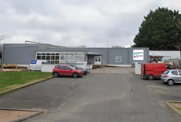 Magasin Essentiel Piscine et Spa Charmeil