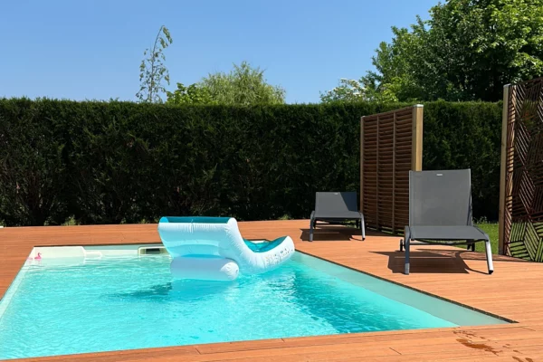 Pisciniste Essentiel Piscine et Spa Charmeil